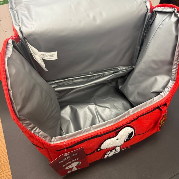 Snoopy House Lunch Bag Pail Insulated Cooler Peanuts x Igloo 16 Can NWT - Picture 11 of 12